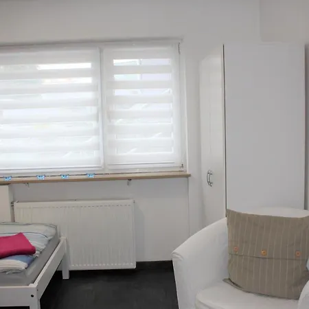 Apartment Fewo- Und Monteurswohnung Morgentau